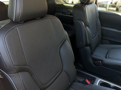2027 INFINITI QX80 LUXE
