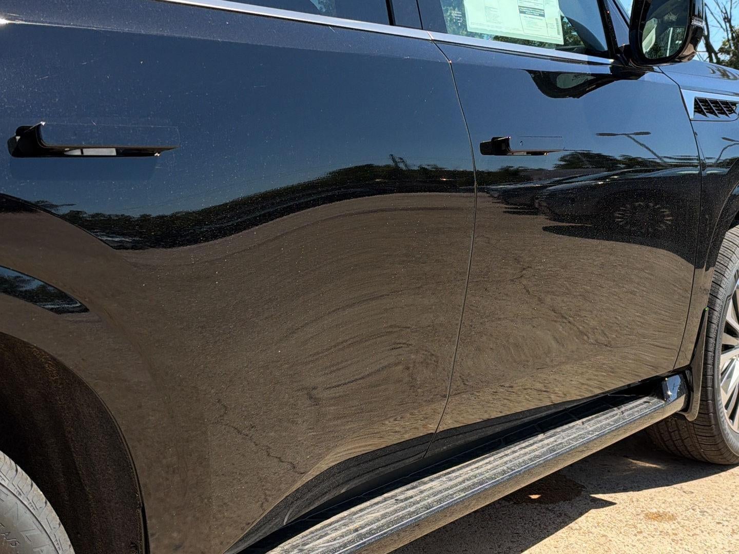2027 INFINITI QX80 LUXE