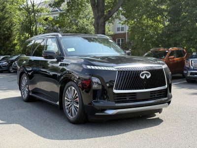 2026 INFINITI QX80 LUXE