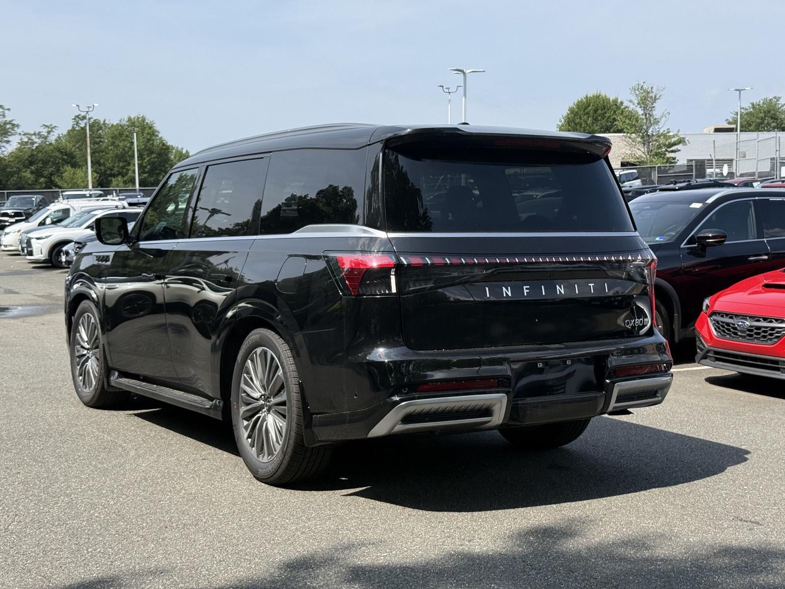 2026 INFINITI QX80 LUXE