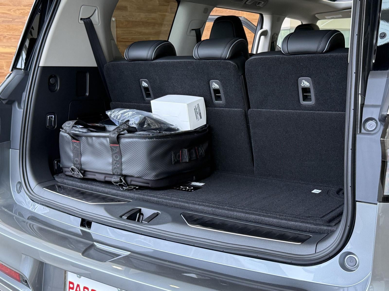 2026 INFINITI QX80 LUXE