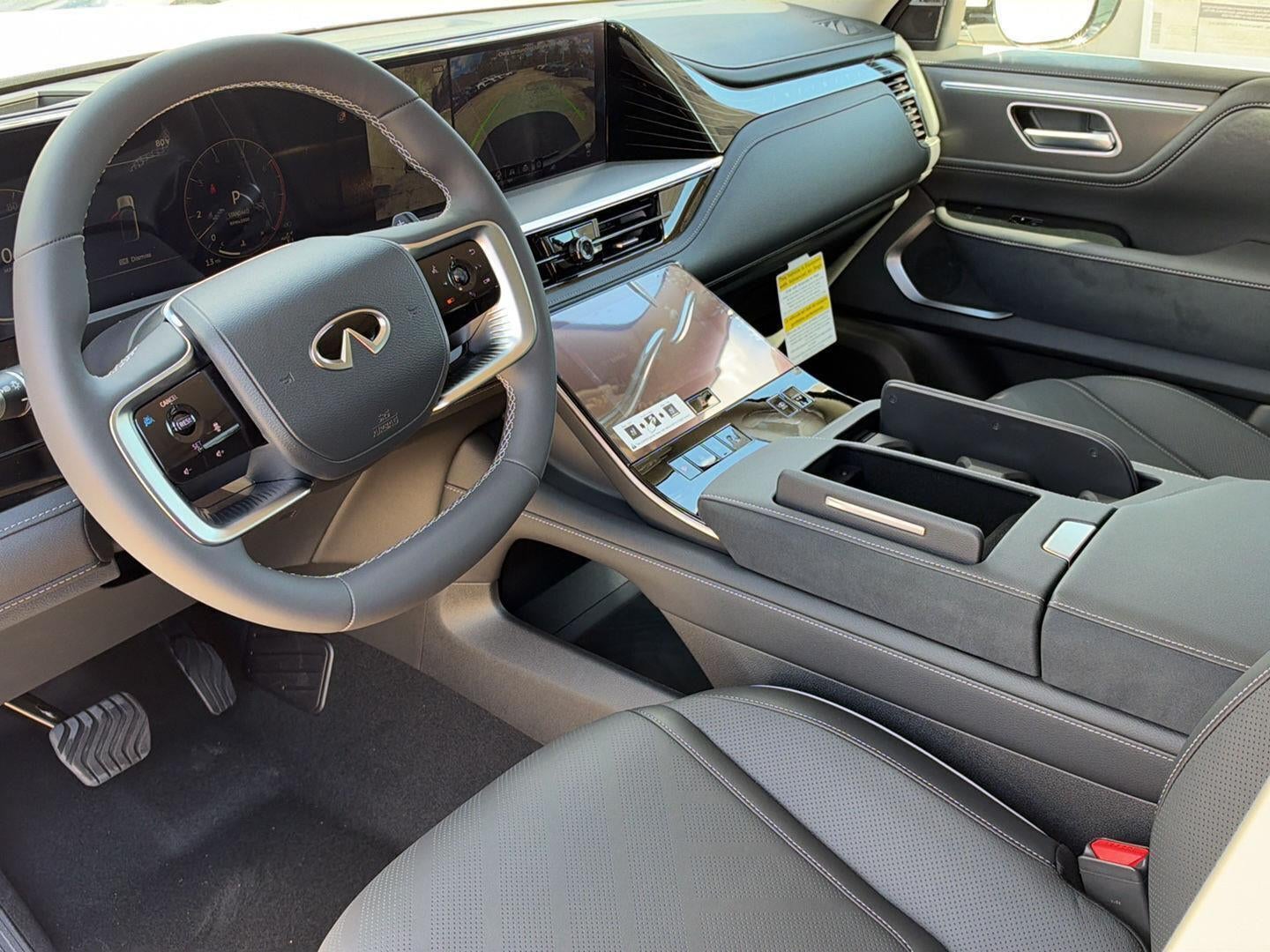 2027 INFINITI QX80 LUXE