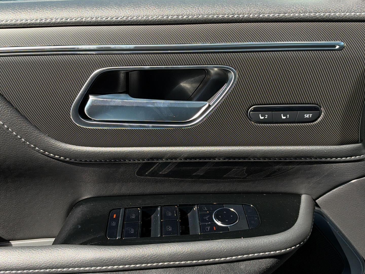 2027 INFINITI QX80 LUXE