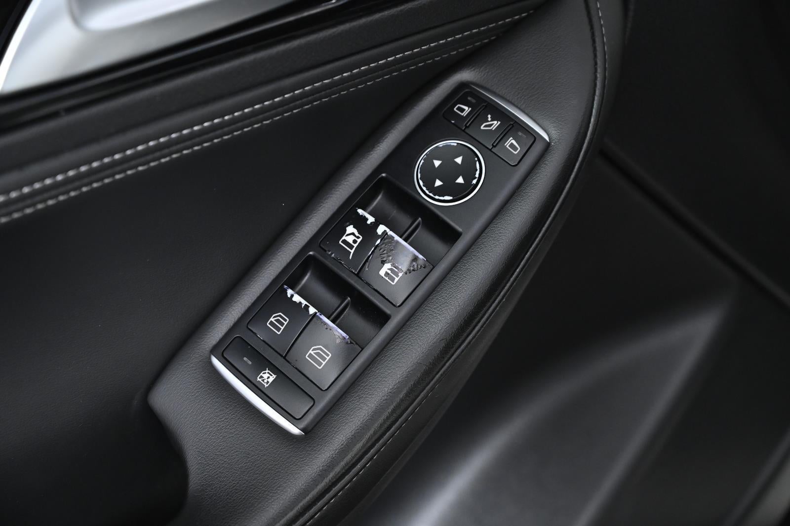 2019 INFINITI QX30 LUXE