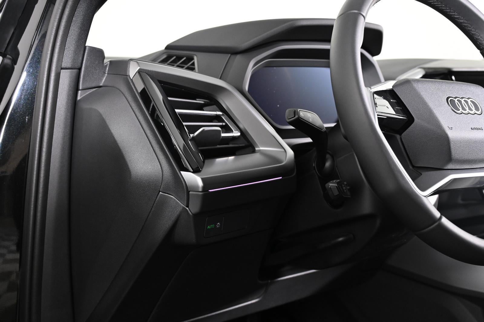 2025 Audi Q4 e-tron Premium Plus