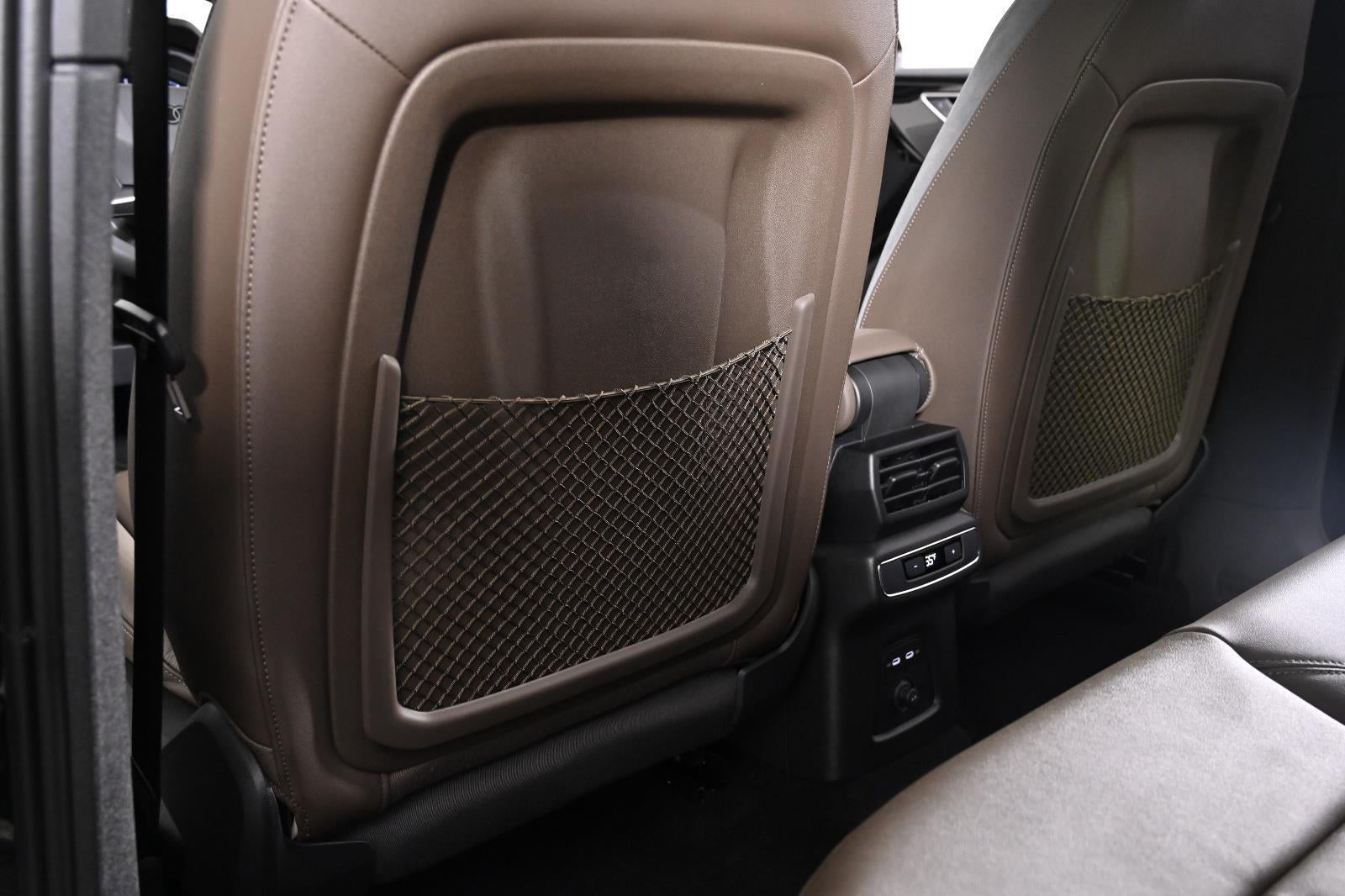 2025 Audi Q4 e-tron Premium Plus