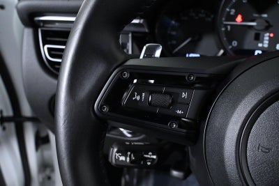 2024 Porsche Macan AWD