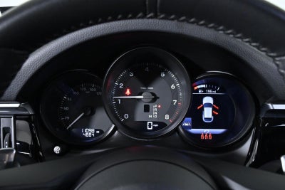2024 Porsche Macan AWD