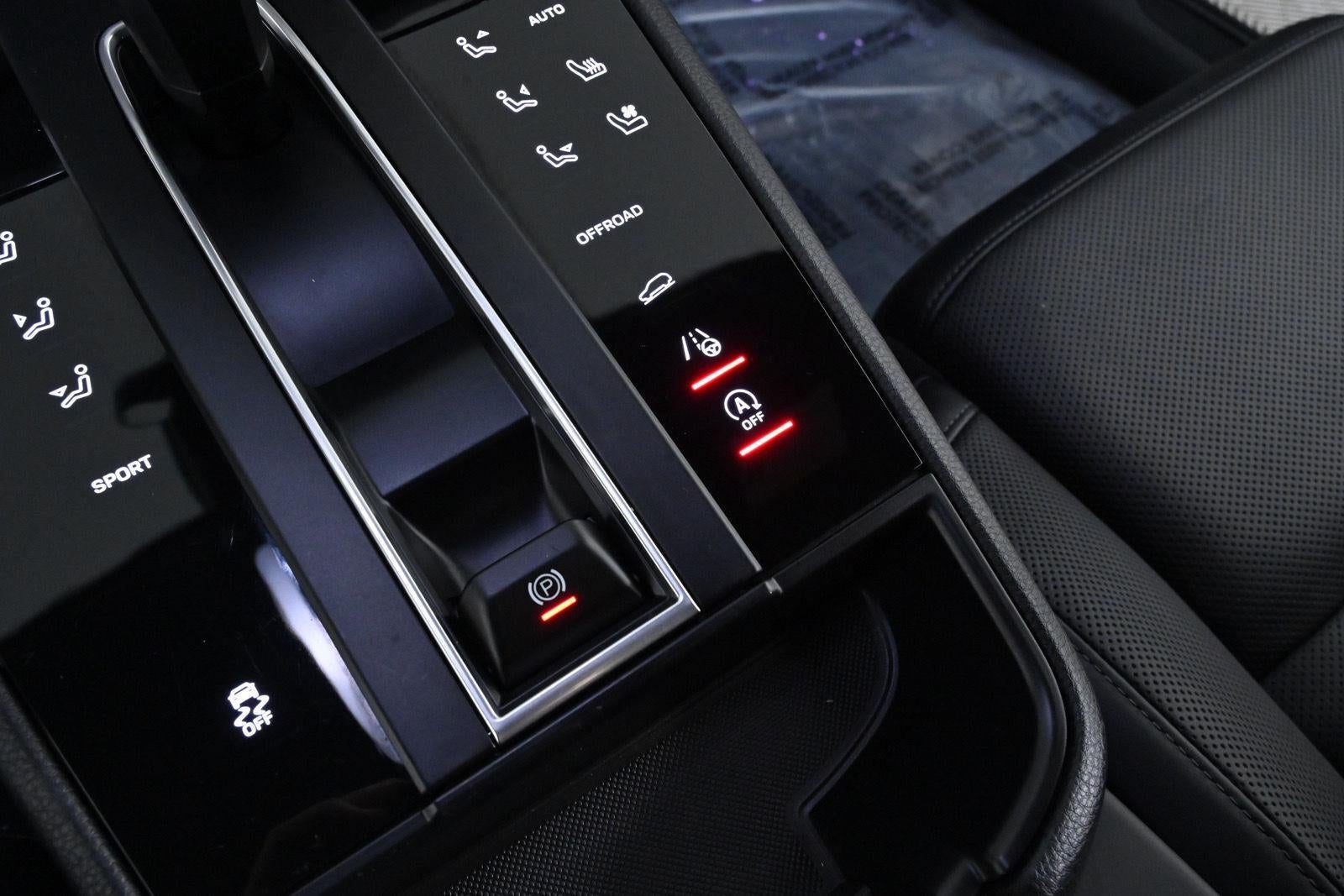 2024 Porsche Macan AWD