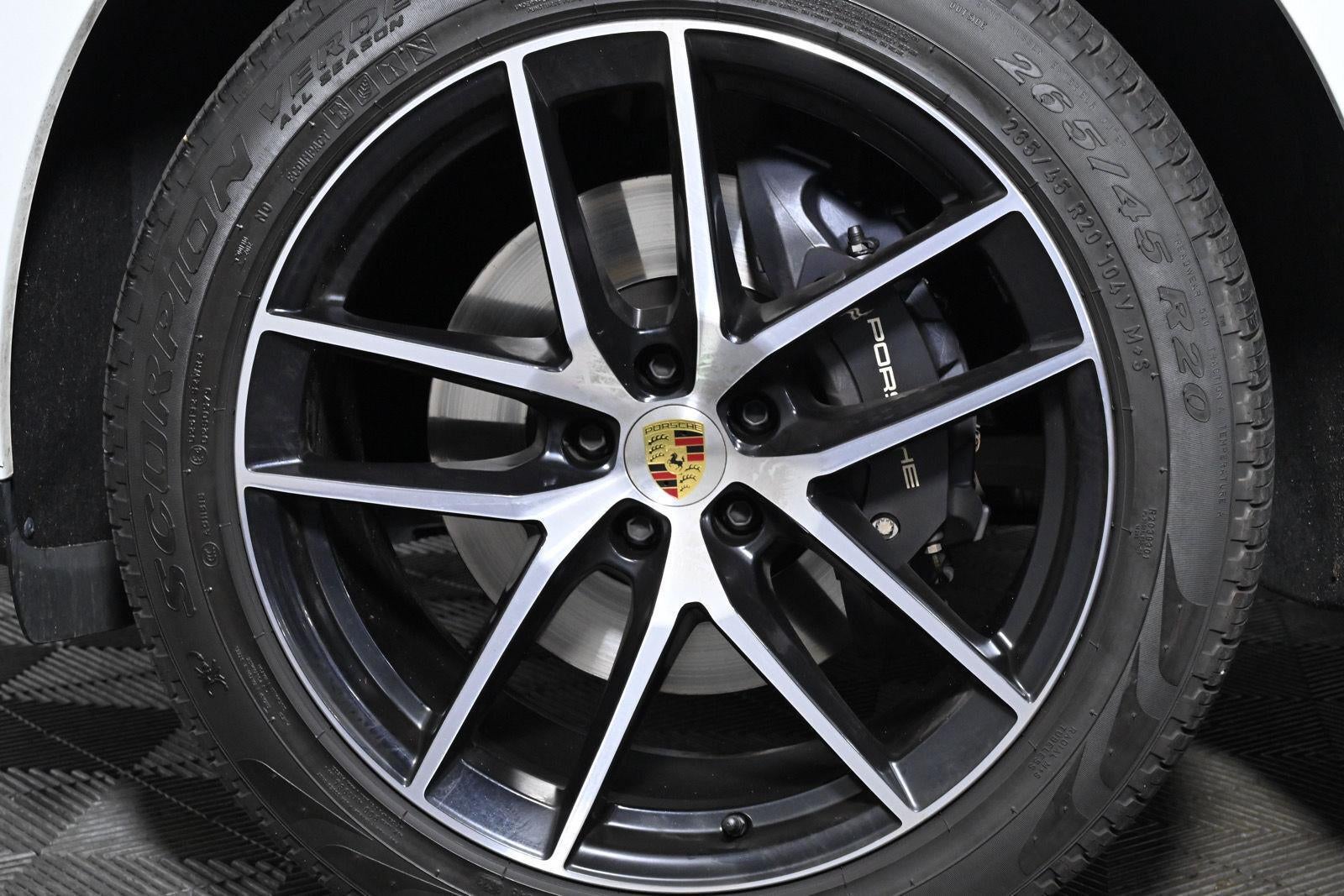 2024 Porsche Macan AWD