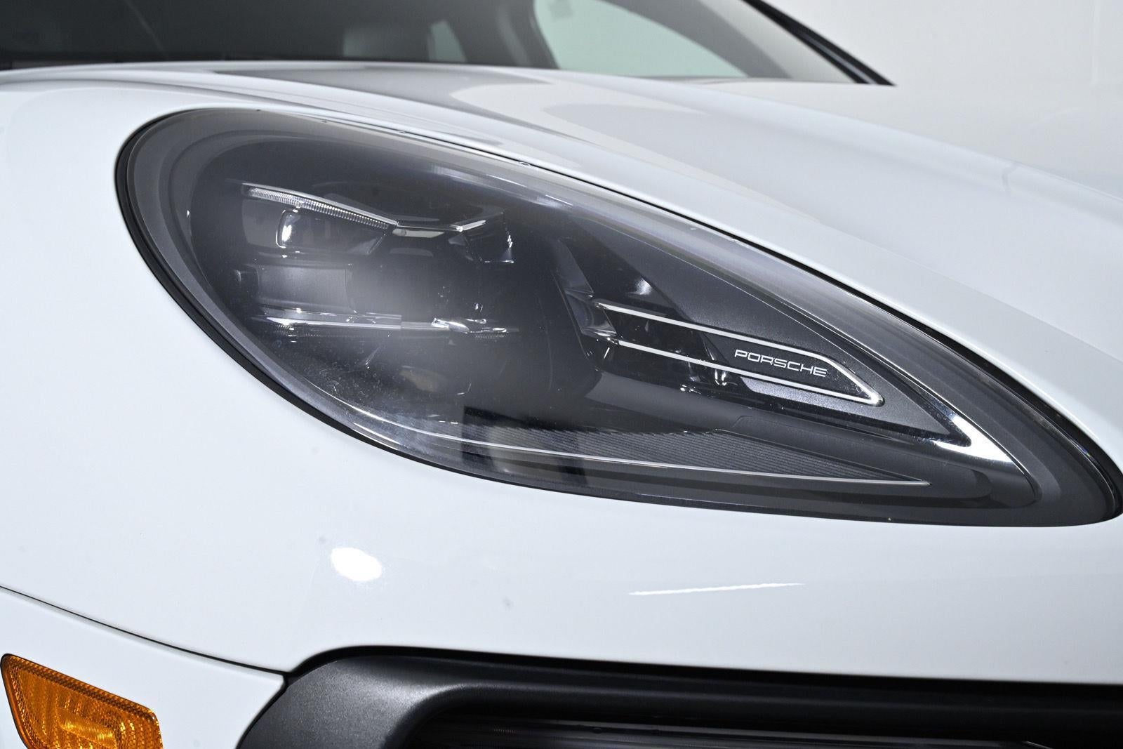 2024 Porsche Macan AWD
