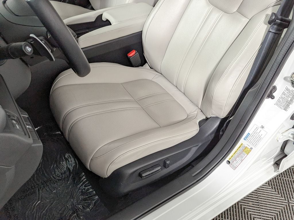 2019 Honda Insight Touring