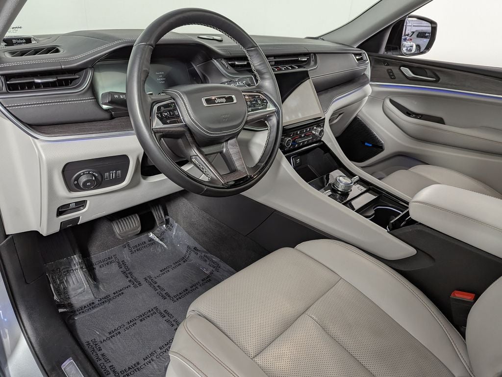 2022 Jeep Grand Cherokee Overland