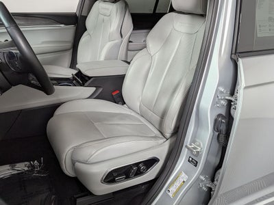 2022 Jeep Grand Cherokee Overland