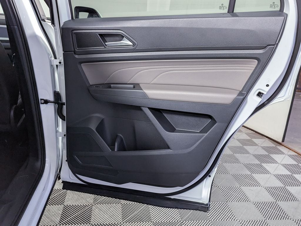 2022 Volkswagen Atlas Cross Sport 2.0T SEL