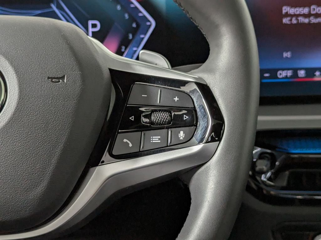 2025 BMW 230i 230i xDrive