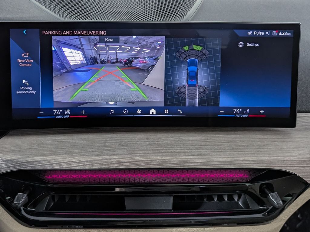 2025 BMW 3 Series 330i xDrive