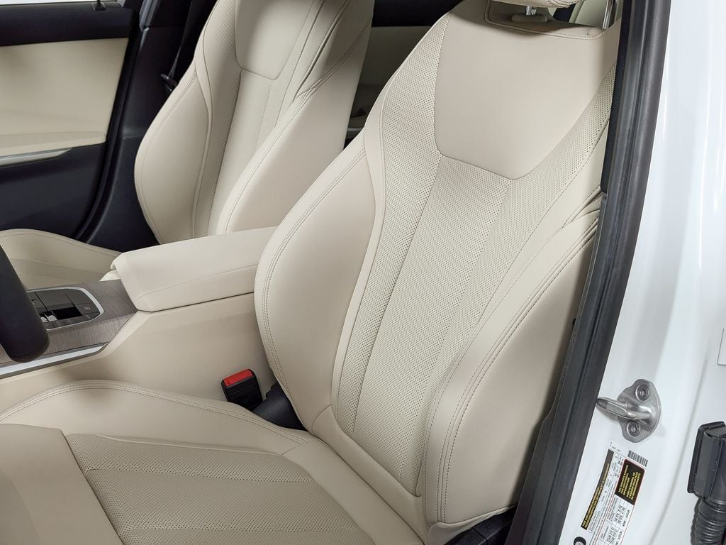 2025 BMW 330i xDrive 330i xDrive