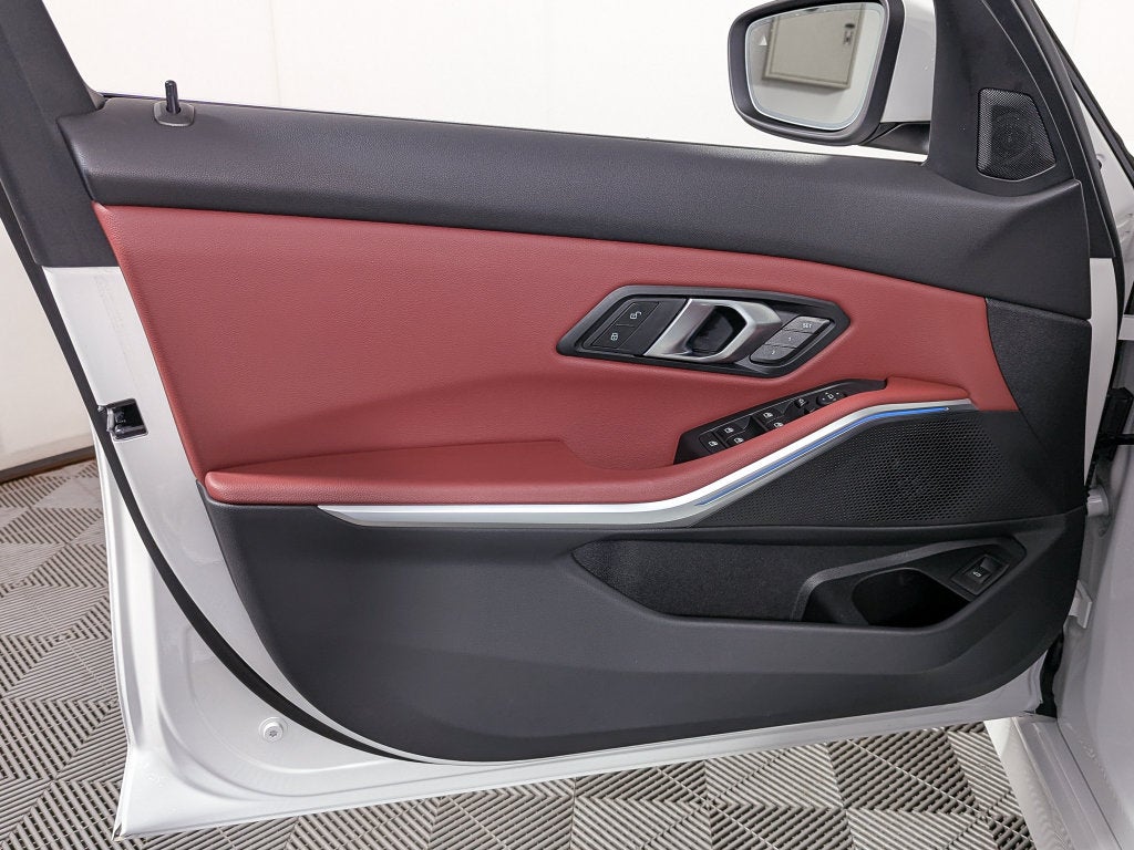 2025 BMW 330i xDrive 330i xDrive