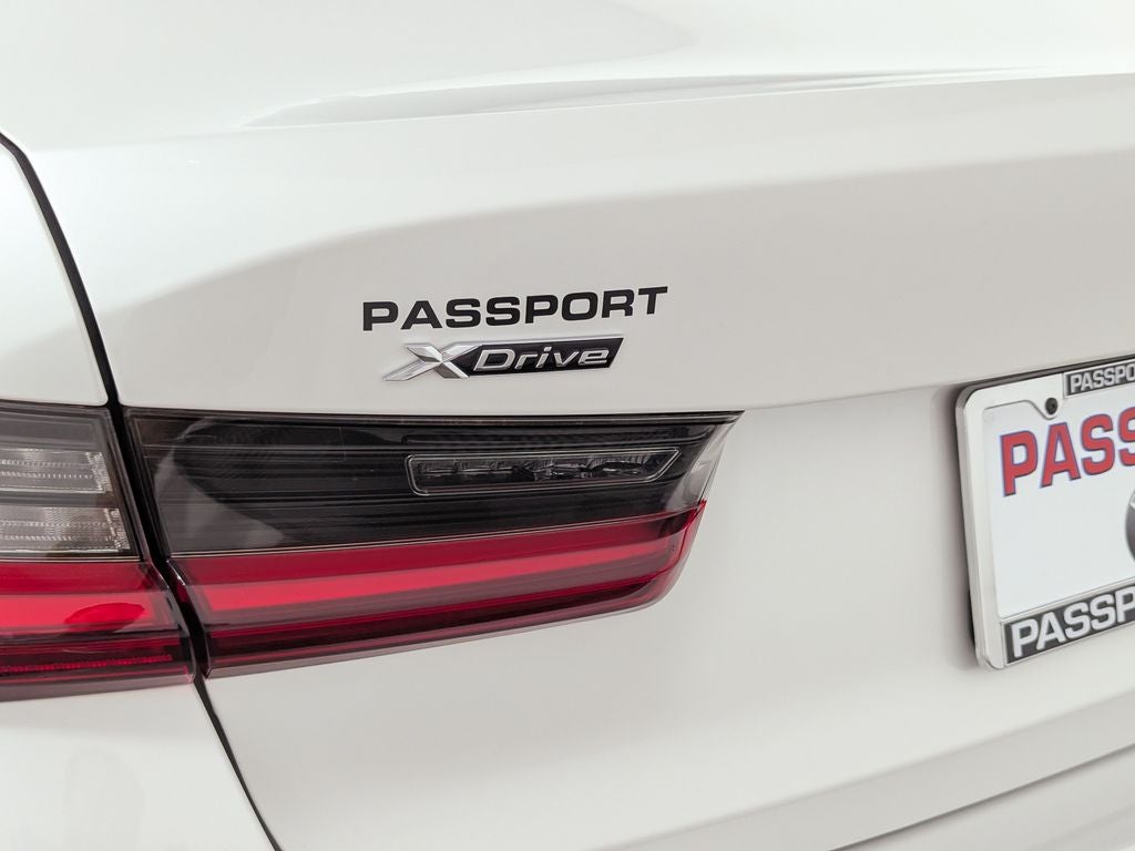 2025 BMW 330i 330i xDrive