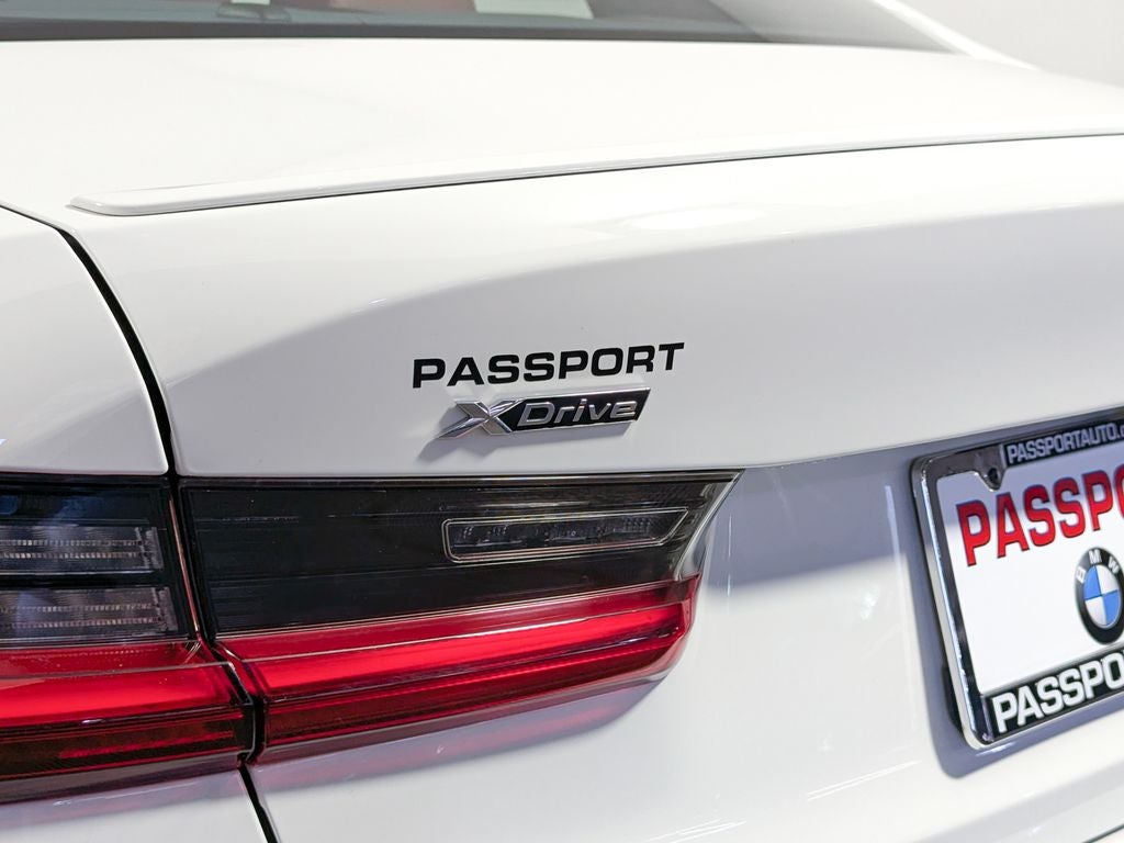 2024 BMW 3 Series 330i xDrive