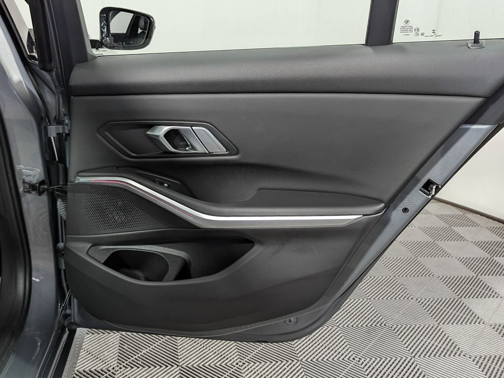 2023 BMW 3 Series 330i xDrive