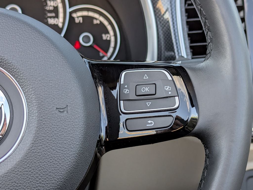 2013 Volkswagen Beetle 2.0 TSi