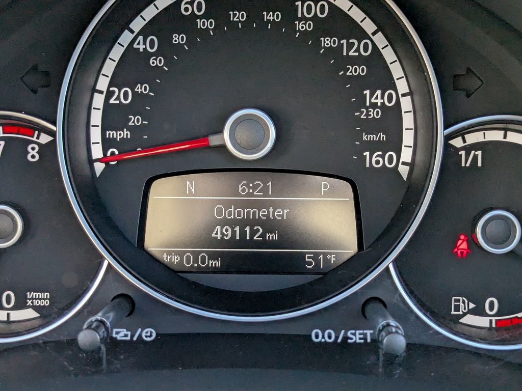 2013 Volkswagen Beetle 2.0 TSi