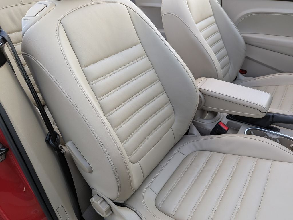 2013 Volkswagen Beetle 2.0 TSi