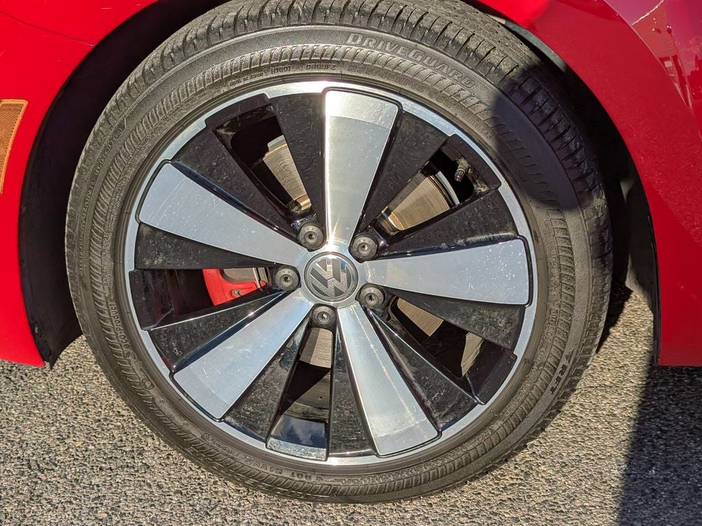 2013 Volkswagen Beetle 2.0 TSi