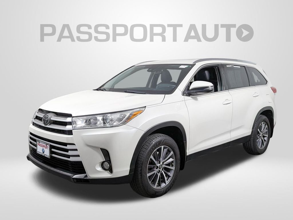 2019 Toyota Highlander SE