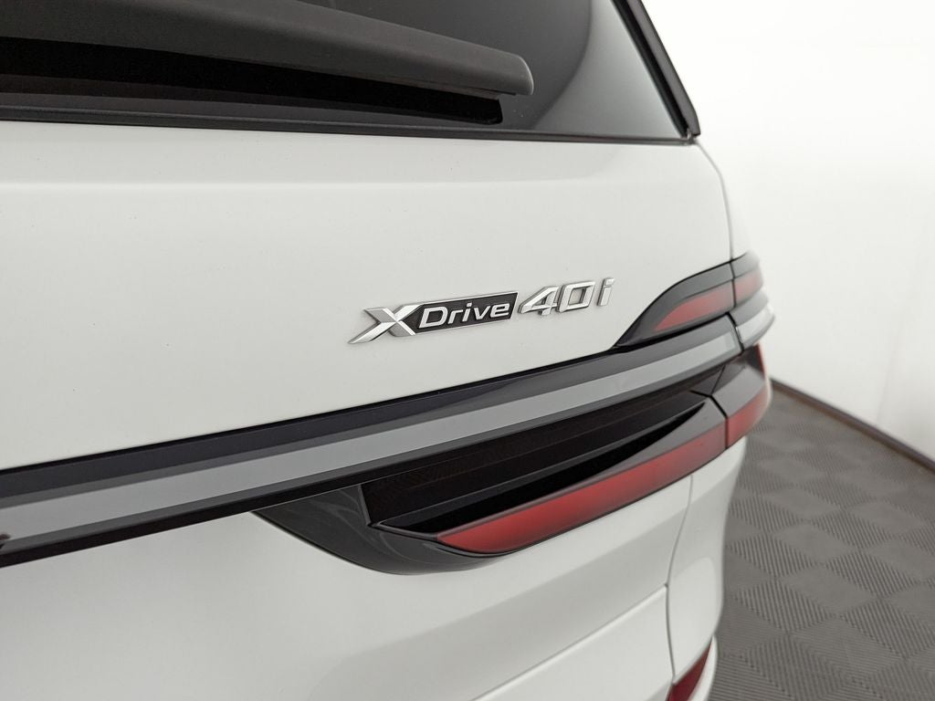 2024 BMW X7 xDrive40i