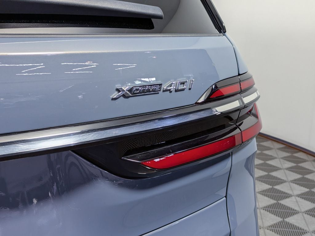 2024 BMW X7 xDrive40i