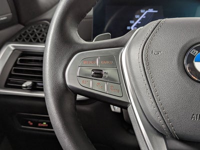 2025 BMW X7 xDrive40i