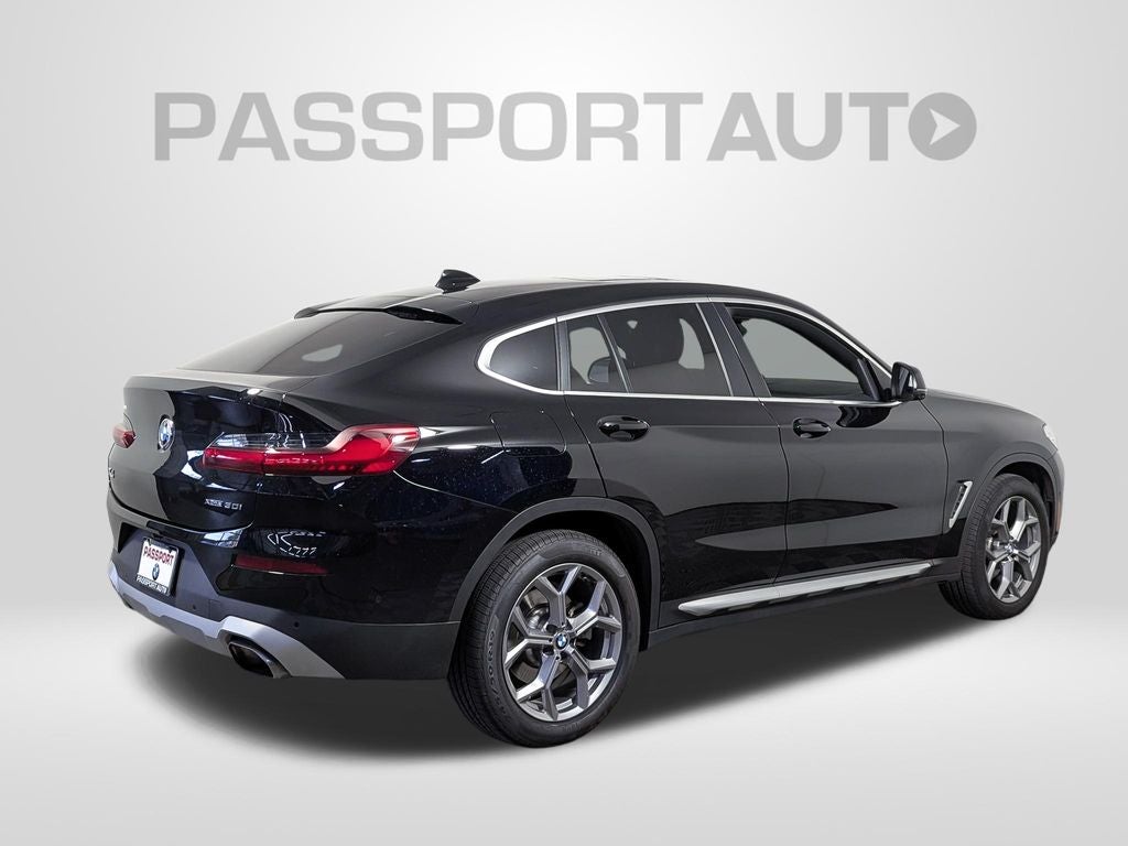 2023 BMW X4 xDrive30i