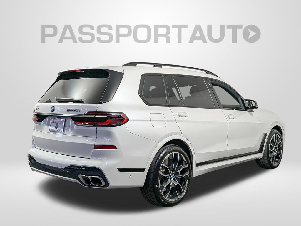2024 BMW X7 M60i