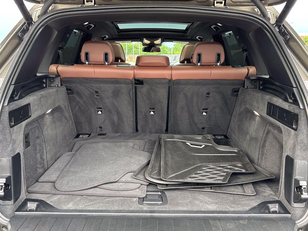 2025 BMW X5 M60i