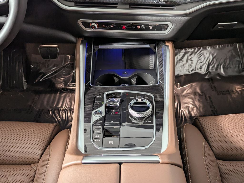 2025 BMW X6 xDrive40i