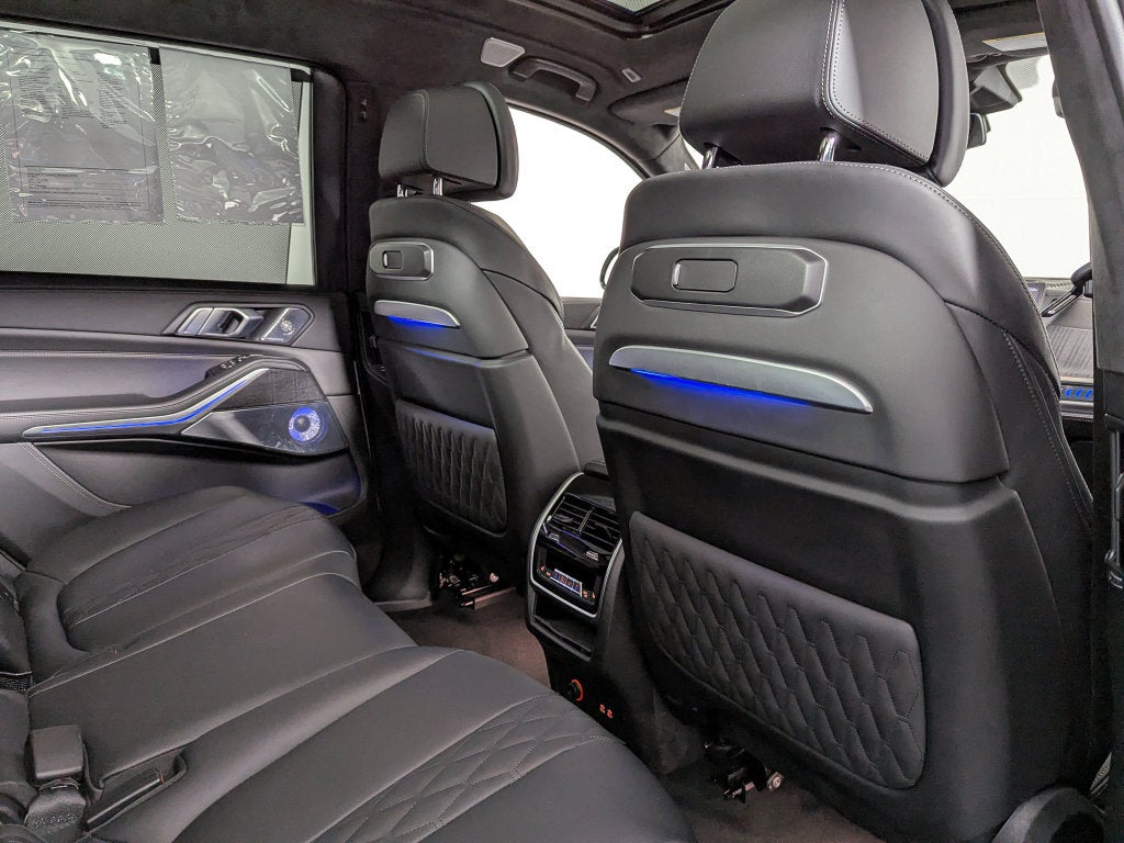 2026 BMW B7 ALPINA XB7