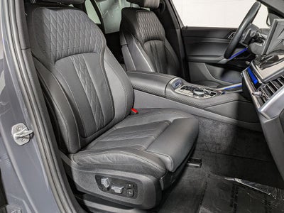 2024 BMW X6 M60i