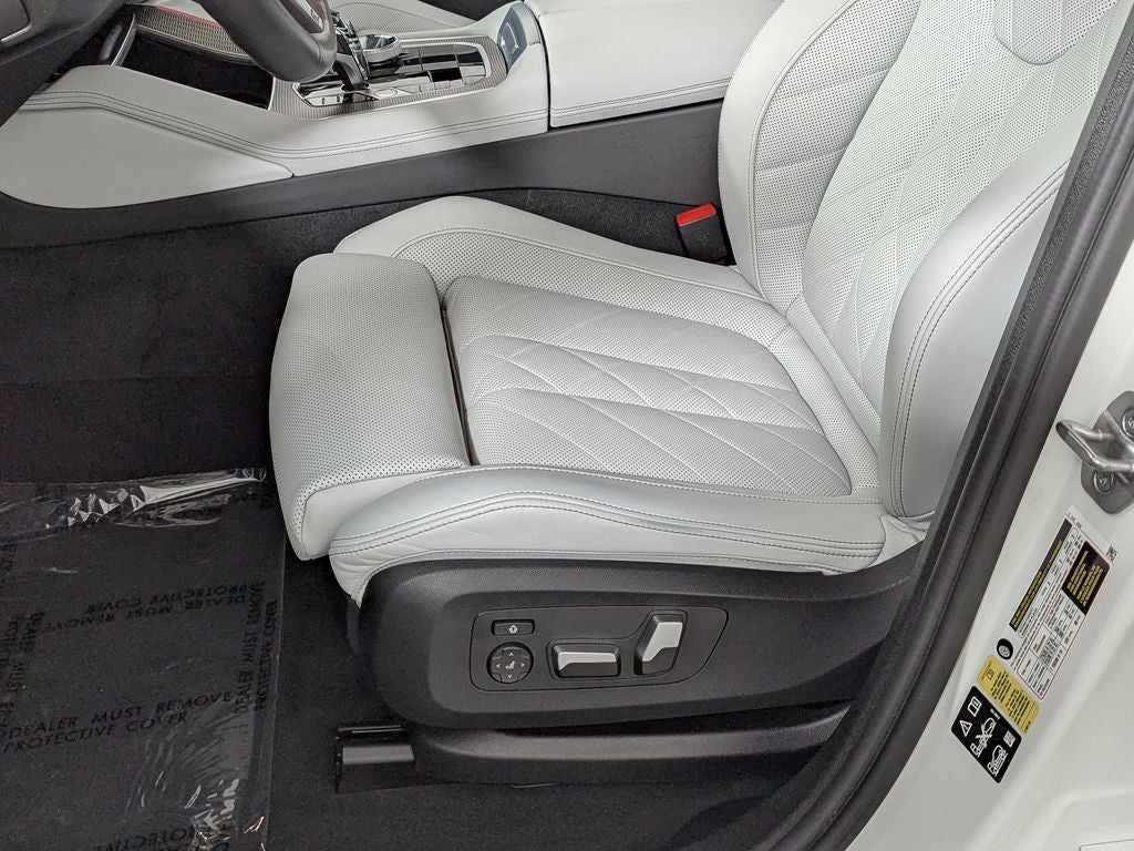 2023 BMW X6 xDrive40i