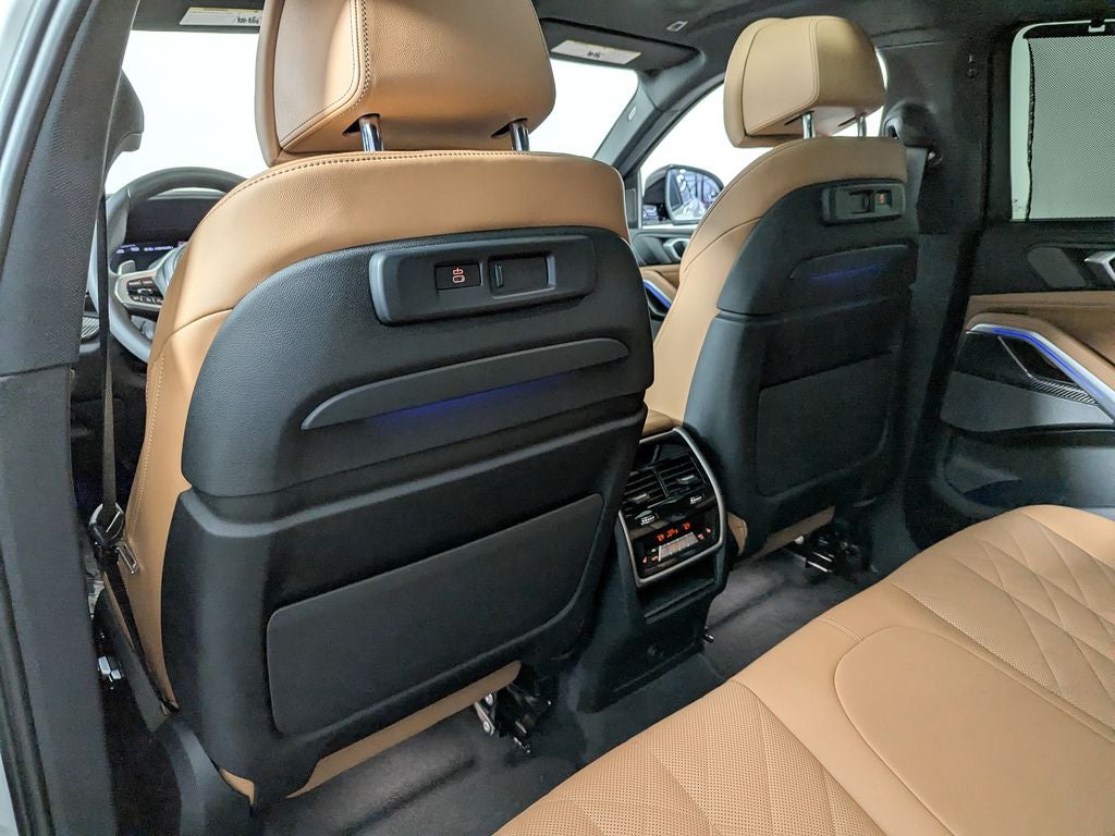 2023 BMW X6 M50i