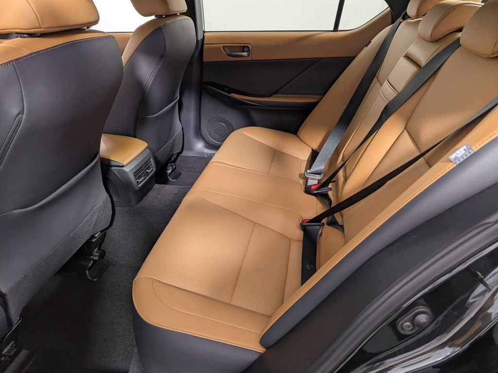 2021 Lexus IS 300