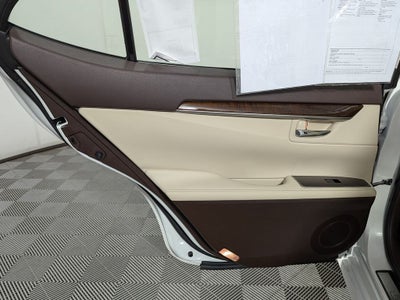2017 Lexus ES 350