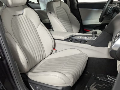 2022 Genesis G70 2.0T