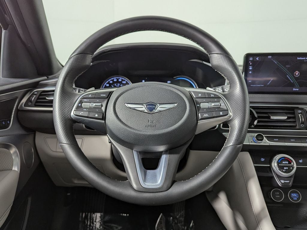 2022 Genesis G70 2.0T