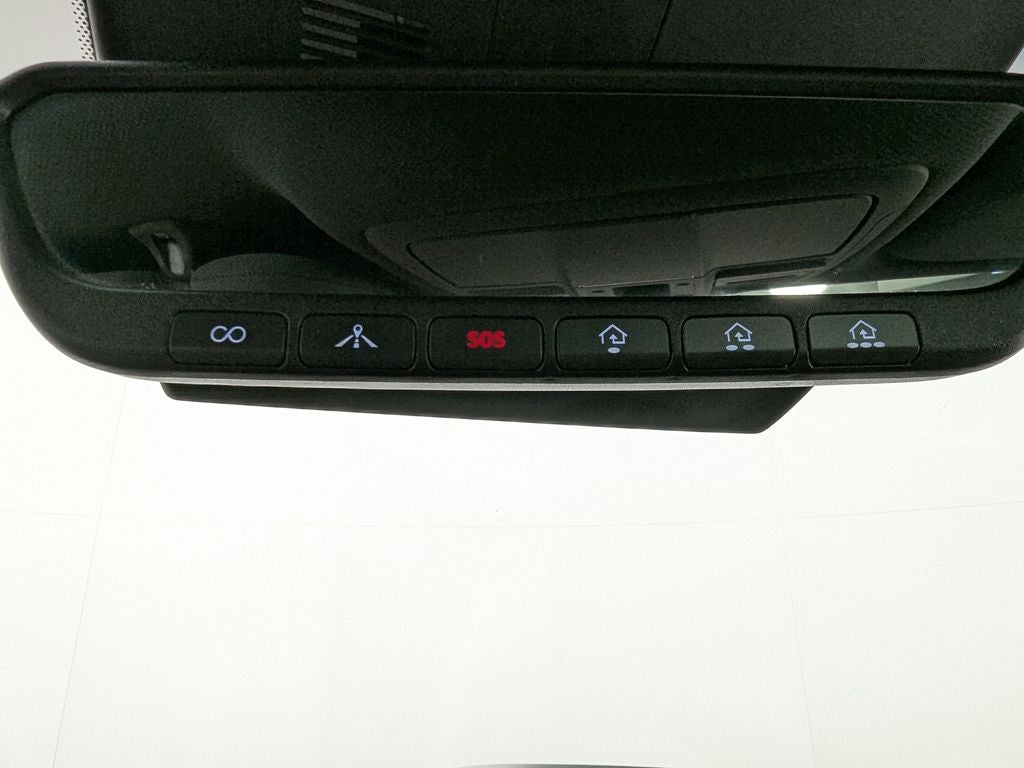 2022 Genesis G70 2.0T