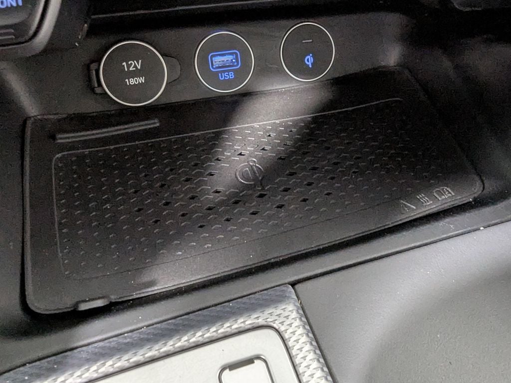 2022 Genesis G70 2.0T