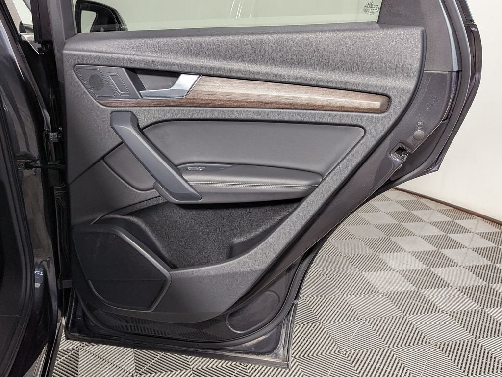2021 Audi Q5 45 Premium Plus quattro