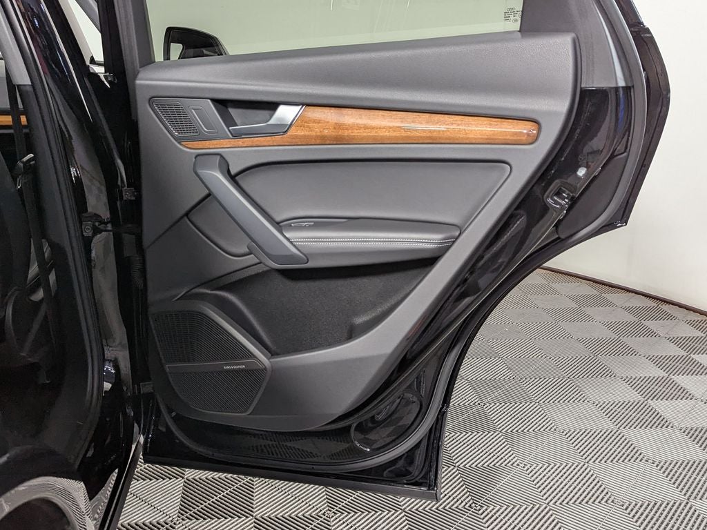 2023 Audi Q5 40 Premium Plus quattro
